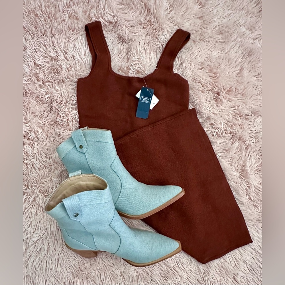 Abercrombie Brown Sweater Dress